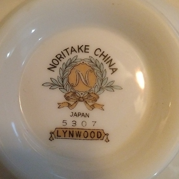 Noritake LYNWOOD Set of 4 Cups Vintage - Picture 3 of 4